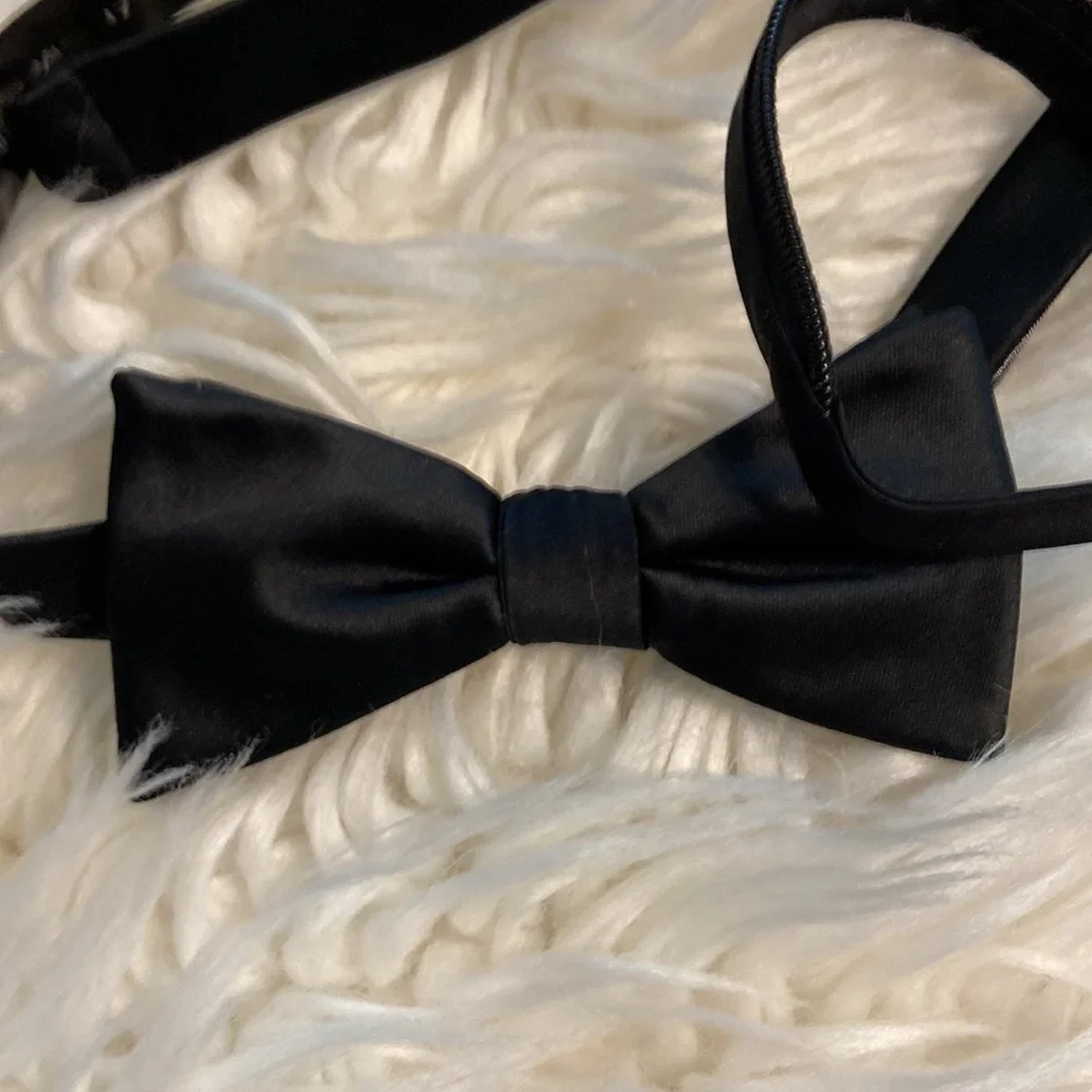 3 boys tie my son overgrown and don’t need anymore excellent condition